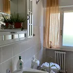 Casa Lilia Vicino La Stazione E Caserma Гостевой дом